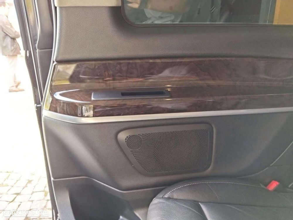 Mercedes-Benz V 220 d Longo Avantgarde Aut. - 19