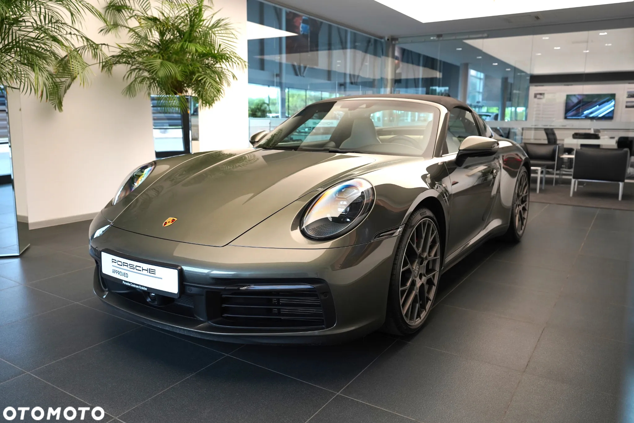 Porsche 911 Targa 4S - 6