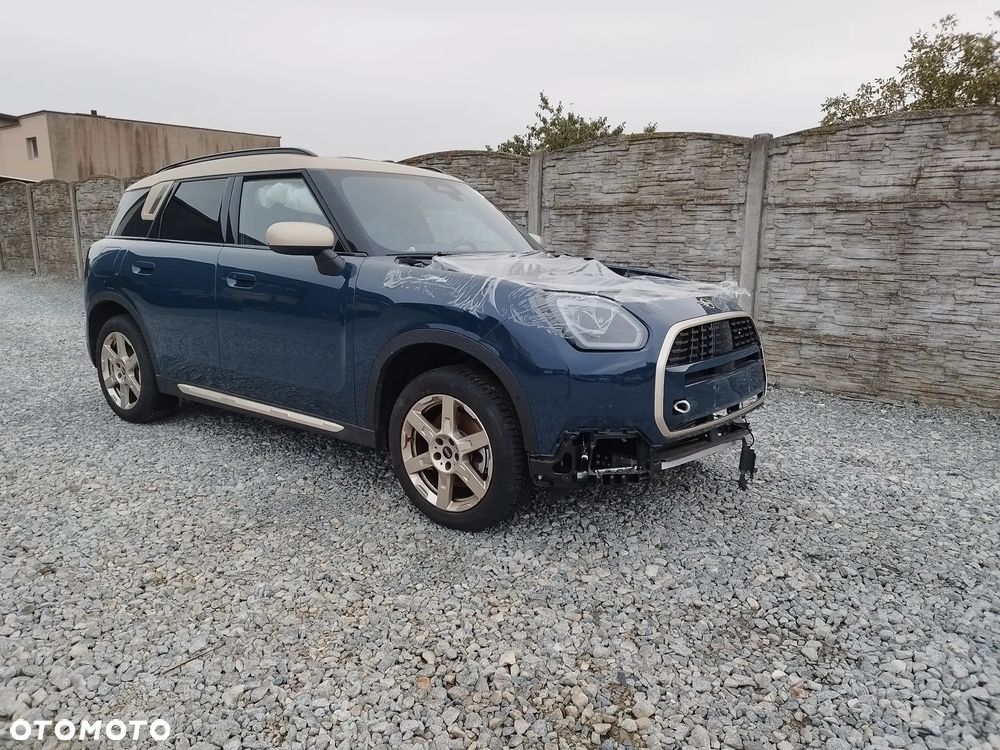 MINI Countryman C Favoured Trim - 5