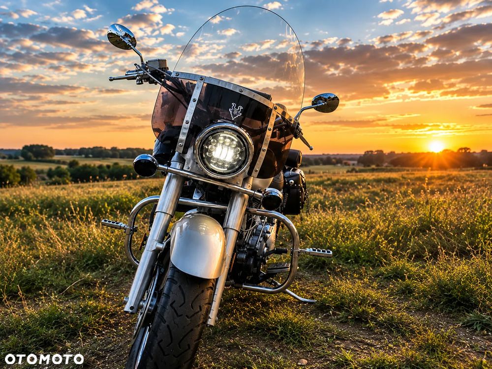 Yamaha Road Star - 1