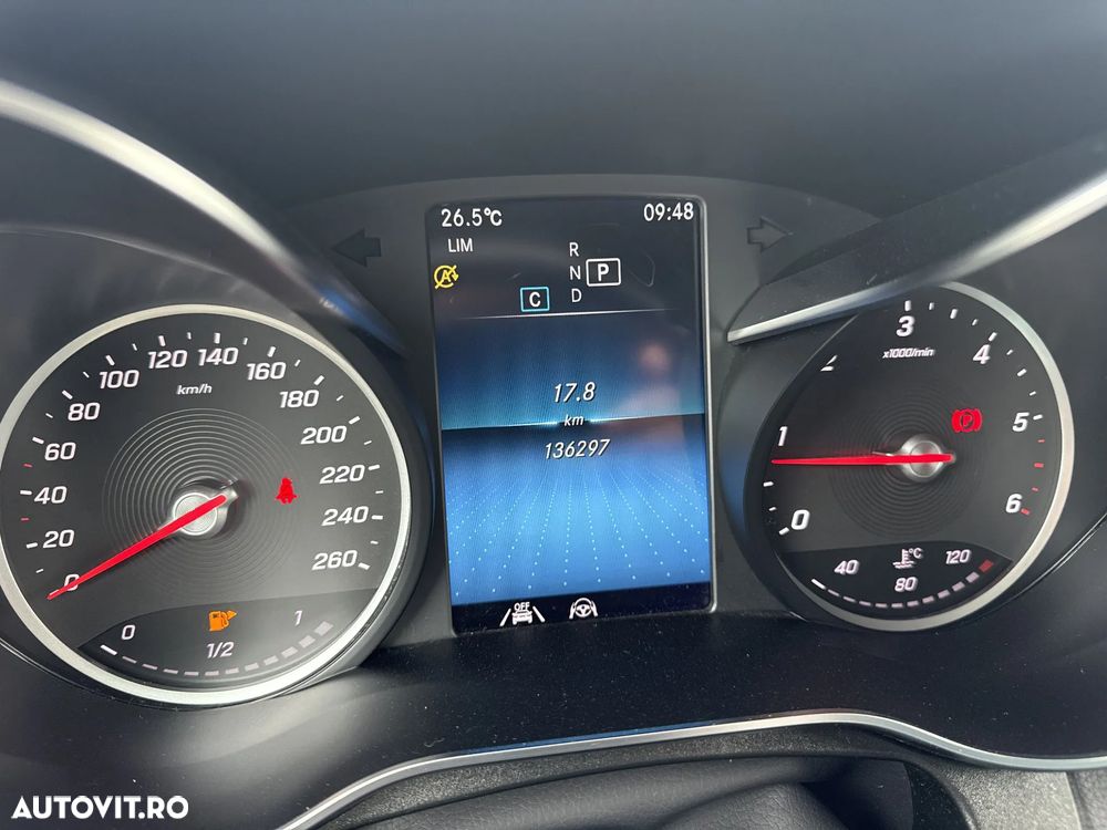 Mercedes-Benz GLC 220 d 4MATIC 9G-TRONIC AMG Line - 11