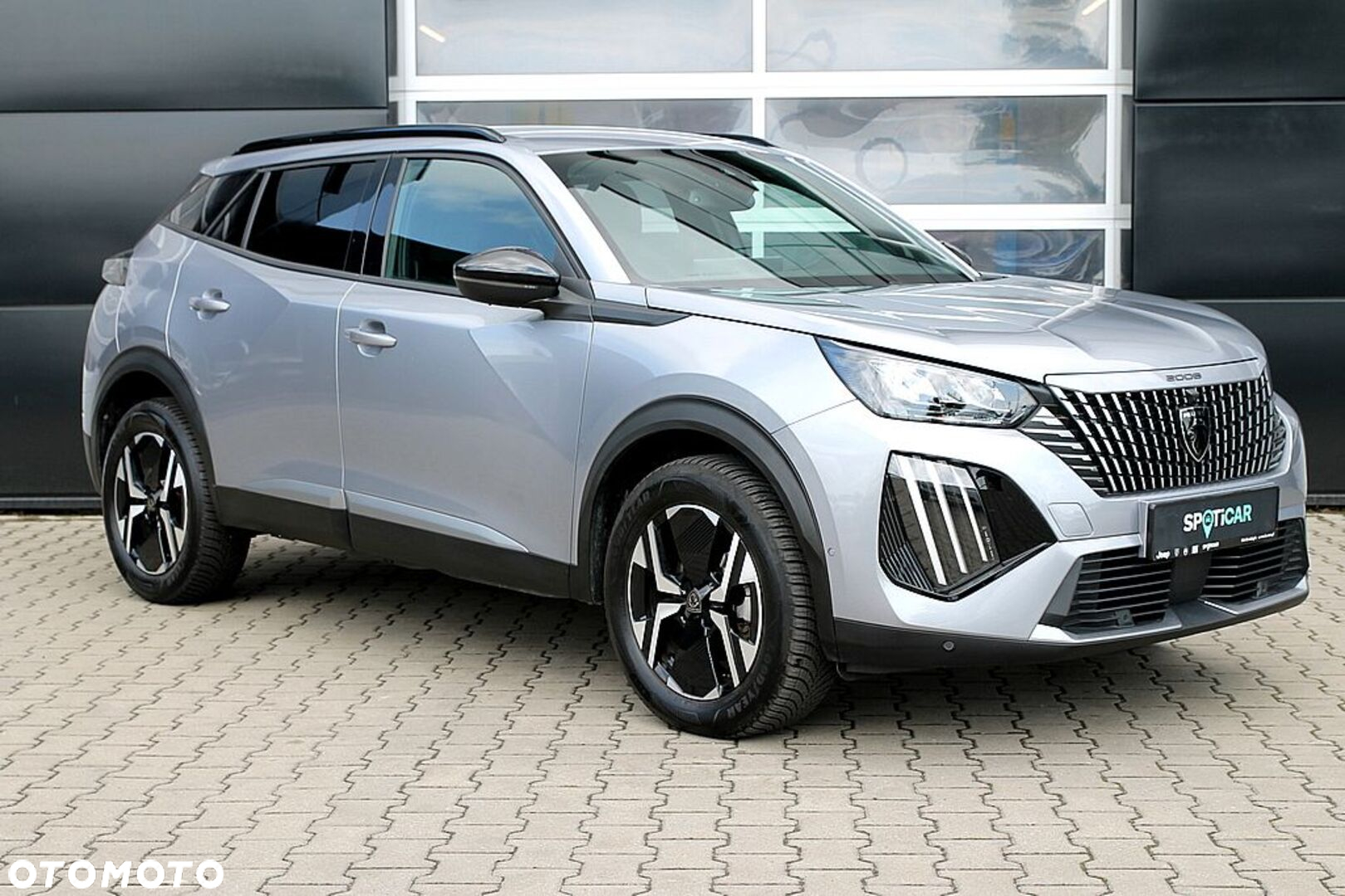 Peugeot 2008 - 9