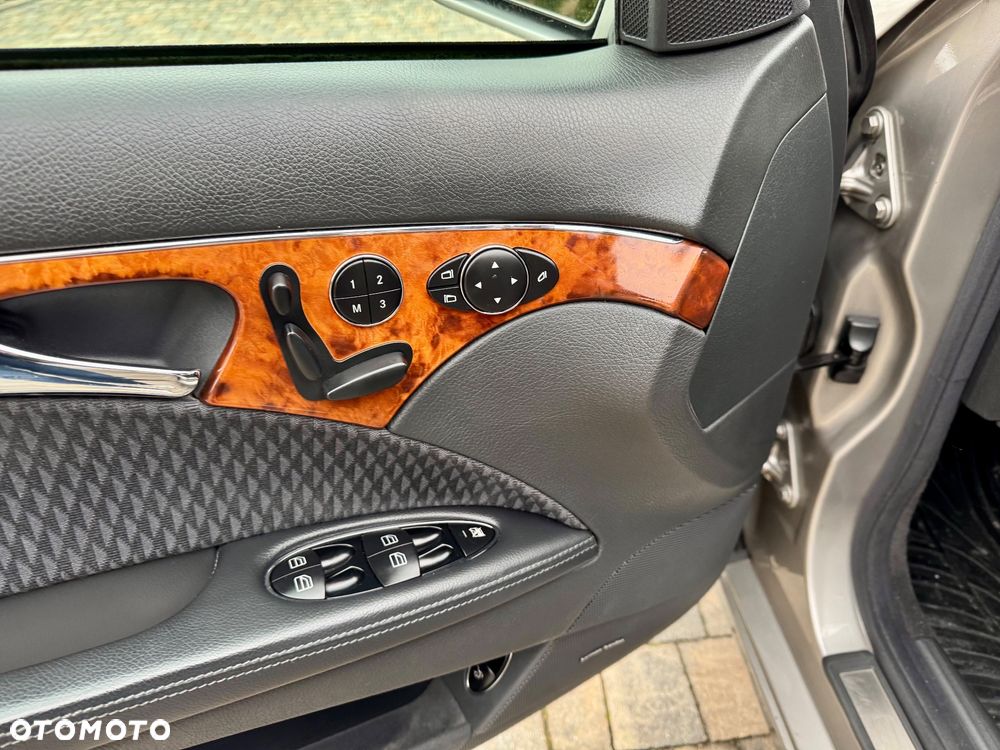 Mercedes-Benz Klasa E 350 Elegance Sport Edition - 12