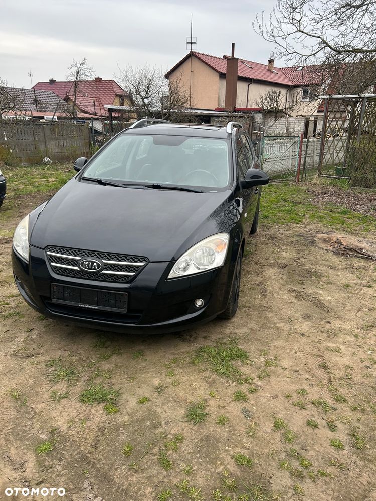 Kia Ceed 1.6 Comfort - 1