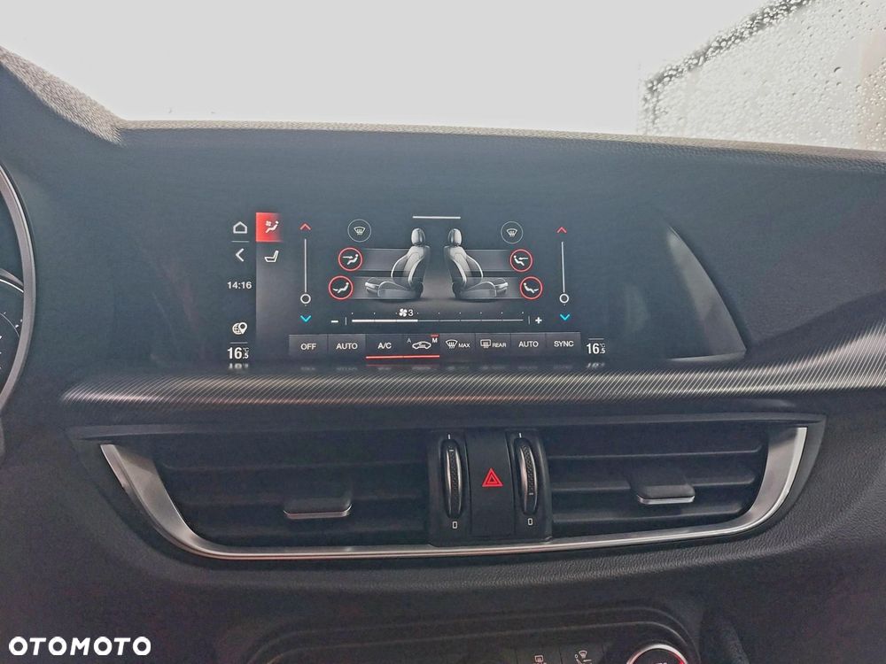 Alfa Romeo Stelvio 2.0 Turbo Veloce Q4 - 25