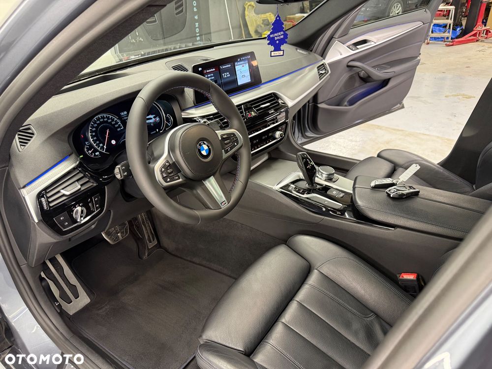 BMW Seria 5 520d M Sport Edition - 15