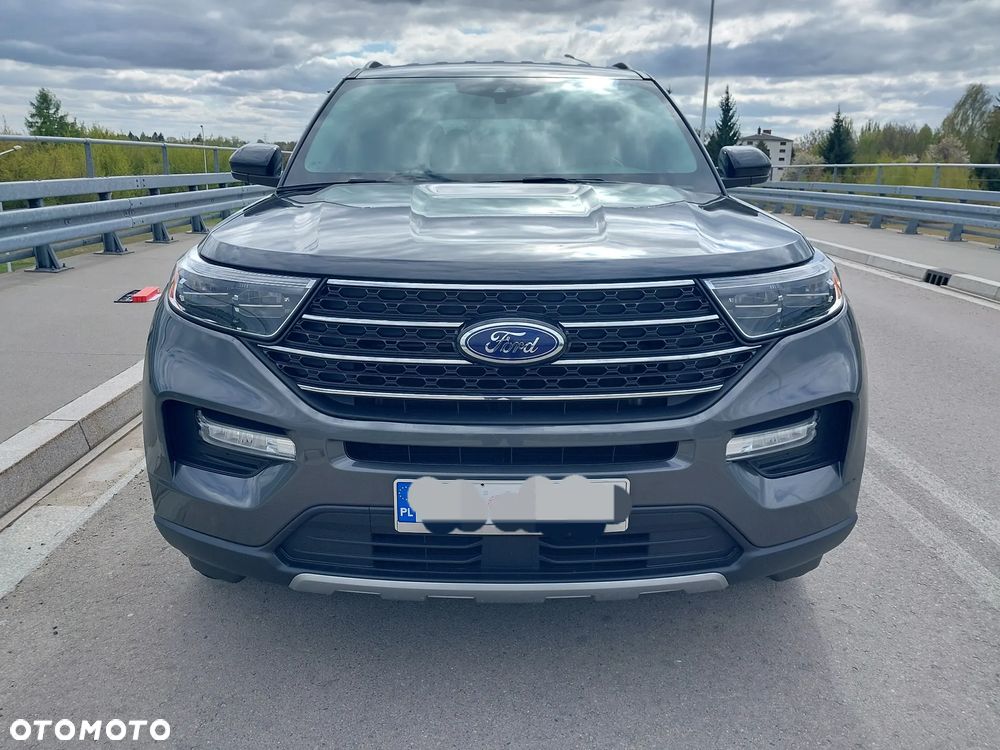 Ford Explorer - 10