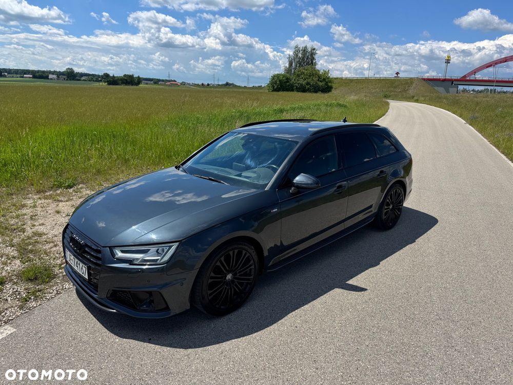 Audi A4 Avant 2.0 TDI Quattro Design S tronic - 16