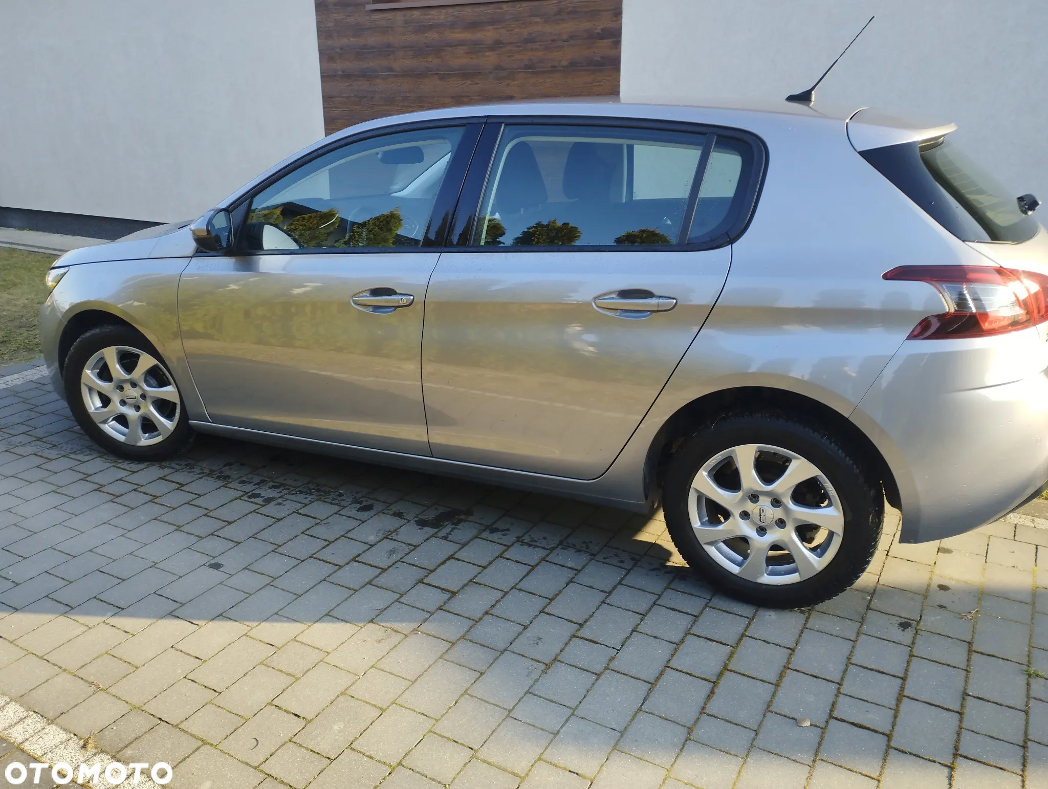 Peugeot 308 1.5 BlueHDi Active Pack S&S - 2