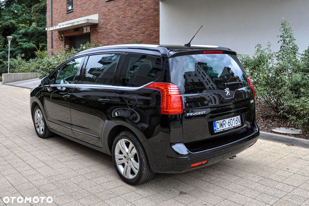 Peugeot 5008 - 3