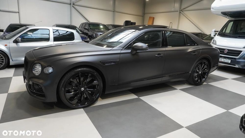Bentley Flying Spur V8 S - 14