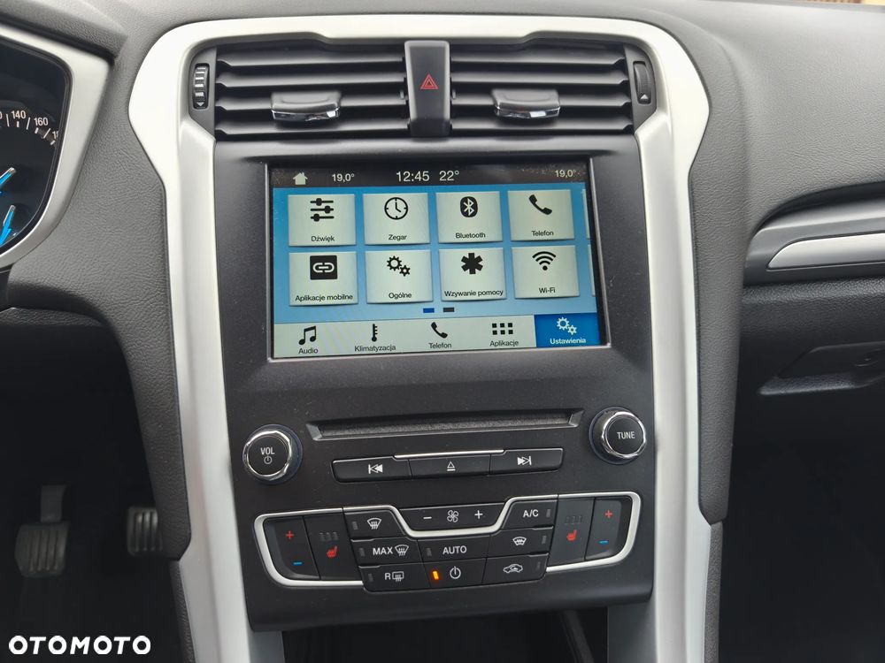 Ford Mondeo - 22