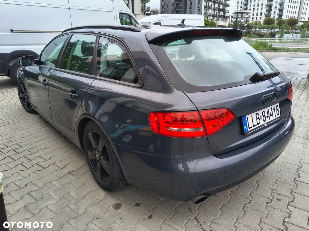 Audi A4 Avant 2.0 TFSI quattro S tronic Ambiente - 4