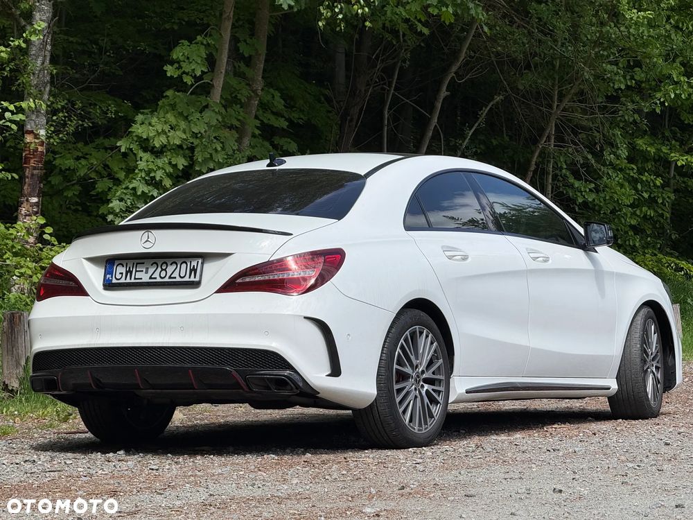 Mercedes-Benz CLA 250 4Matic 7G-DCT Peak Edition - 2