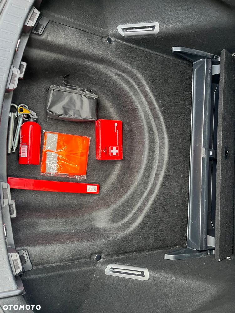 Toyota Corolla 1.8 Hybrid GPF Comfort - 2