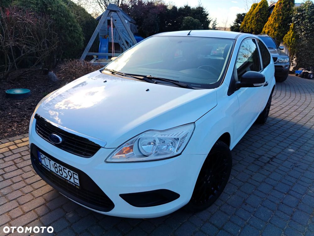 Ford Focus 1.4 16V Style+ - 11