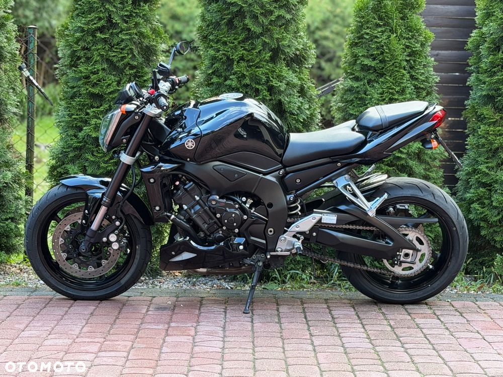Yamaha FZ - 7