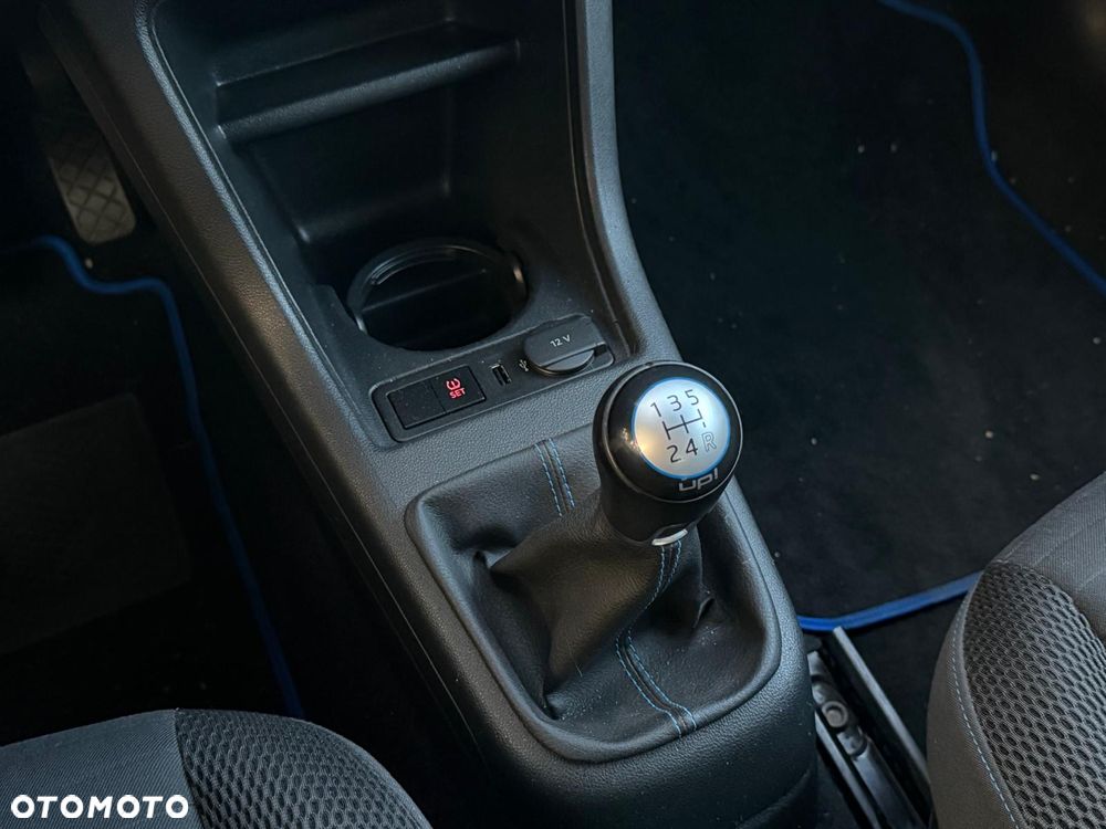 Volkswagen up! - 18