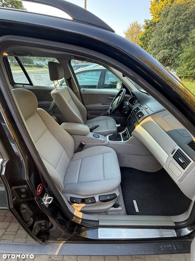 BMW X3 2.5si - 35