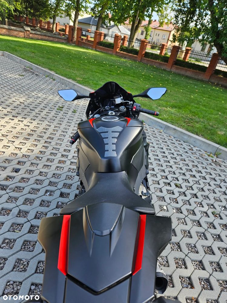 Honda CBR - 7