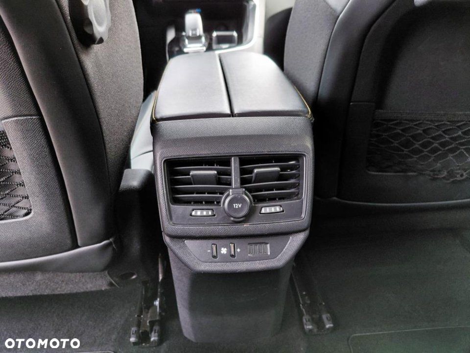 Peugeot 5008 - 11