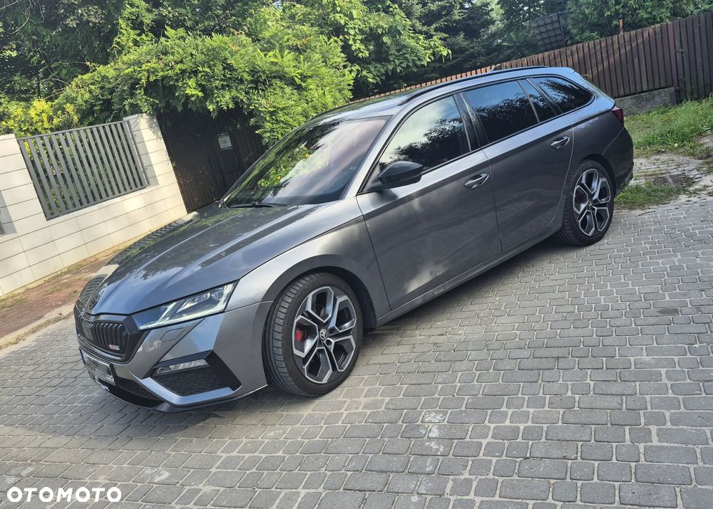 Skoda Octavia Combi 2.0 TDI DSG 4x4 RS - 3