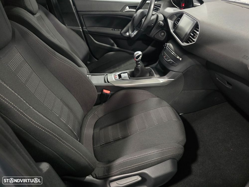 Peugeot 308 1.6 BlueHDi Allure - 21