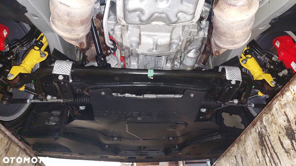 Dodge Challenger - 33