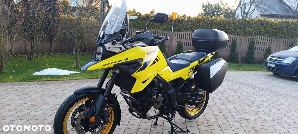 Suzuki V-STROM - 4