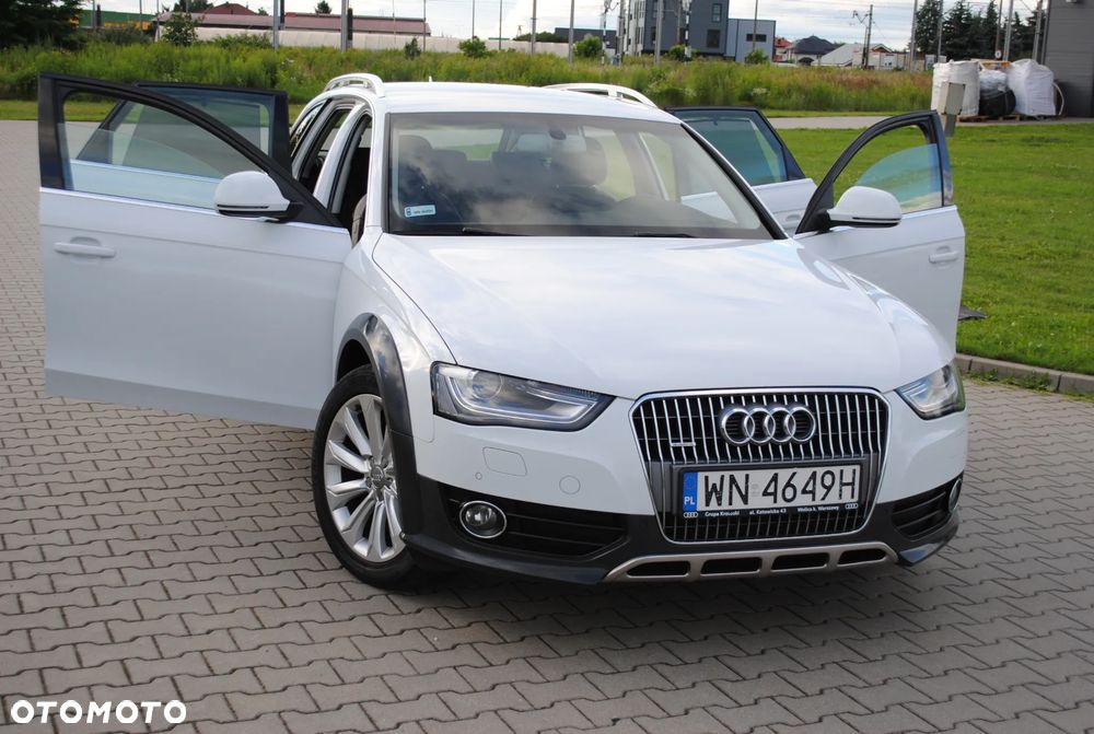 Audi A4 Allroad - 30