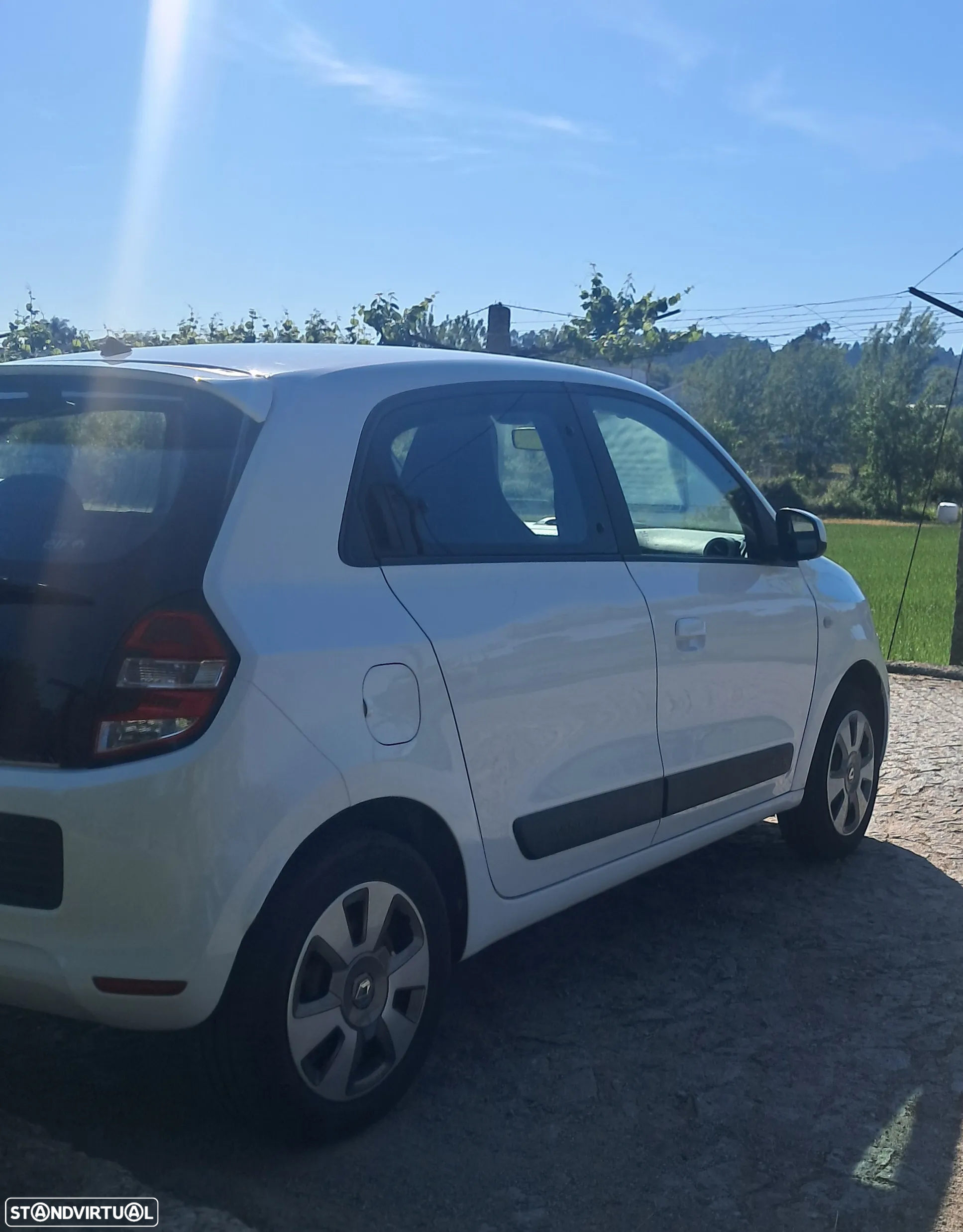 Renault Twingo SCe 75 Signature - 6