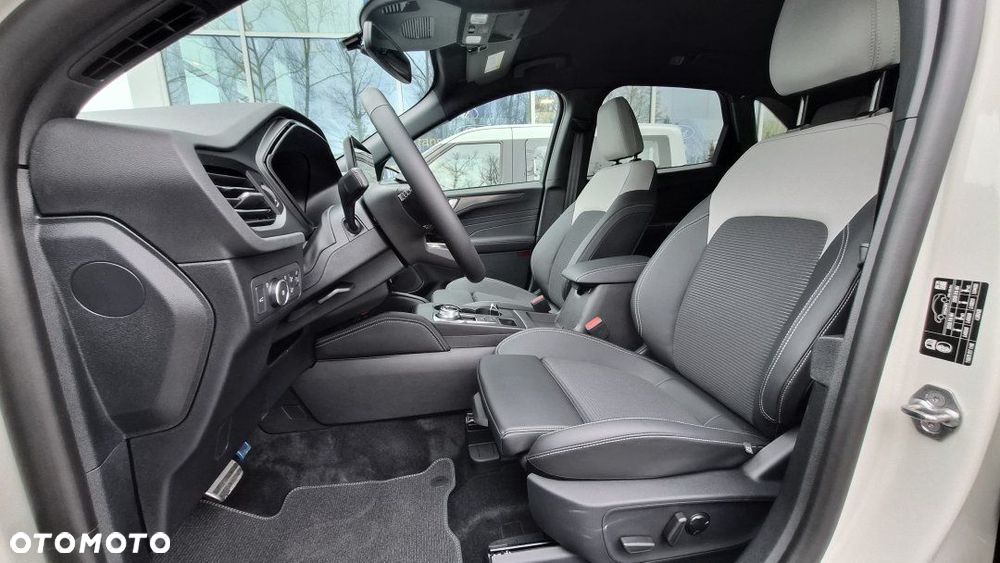 Ford Kuga - 15