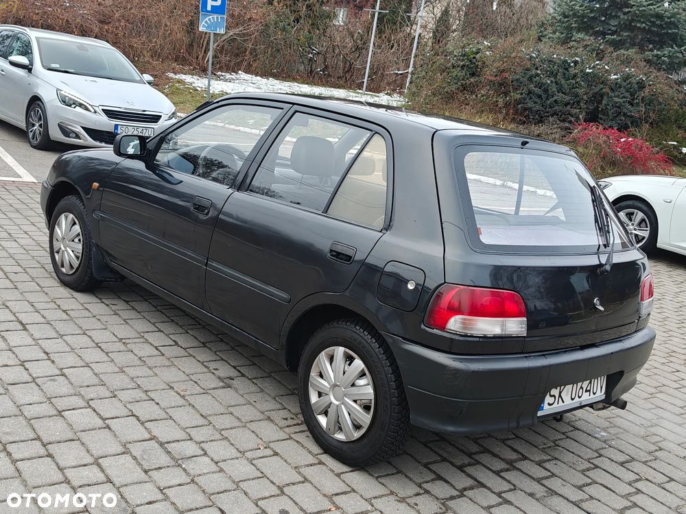 Daihatsu Charade - 10