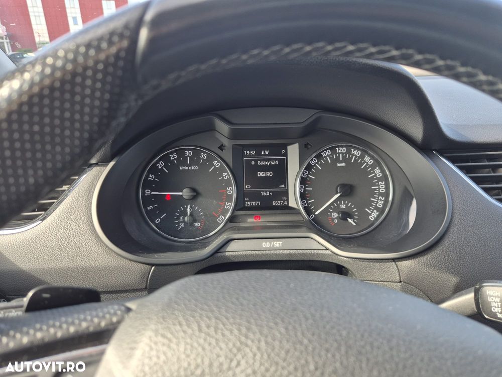 Skoda Octavia - 8