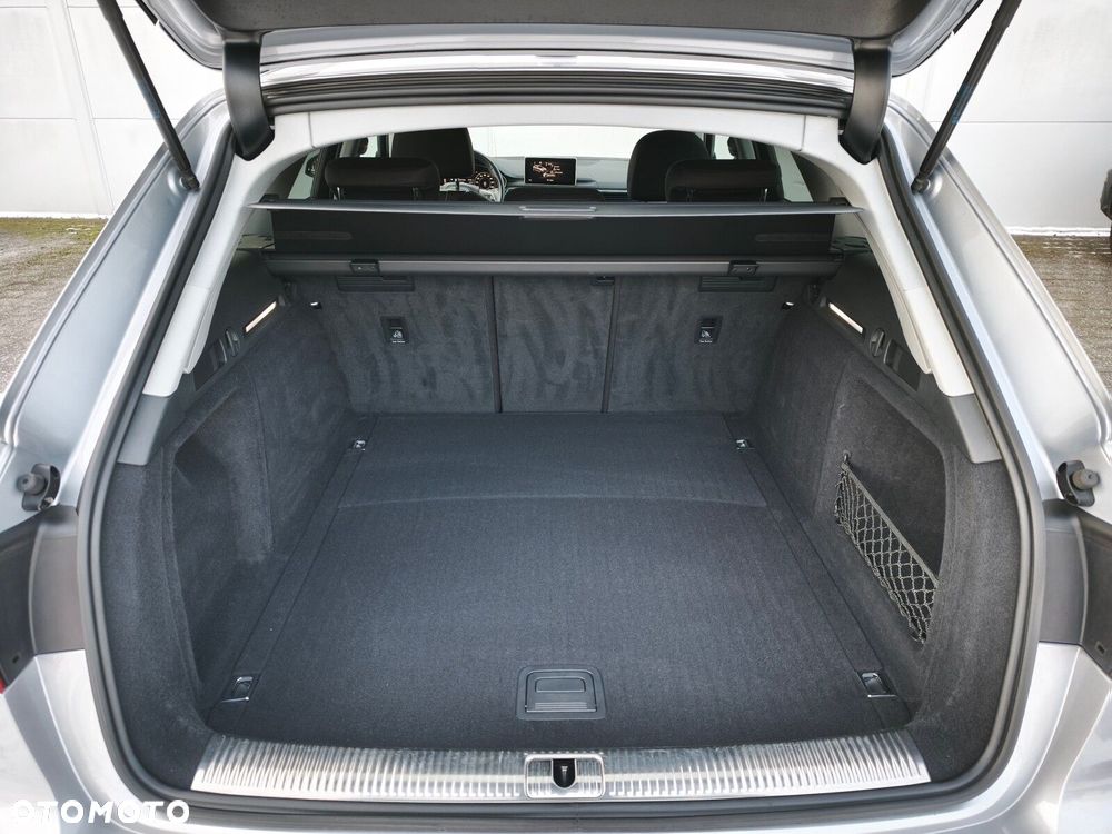 Audi A4 Allroad - 10