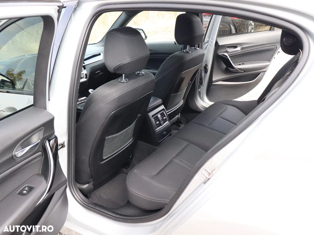 BMW Seria 1 116d EfficientDynamics Edition Sport Line - 32