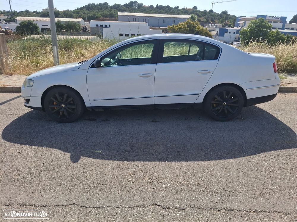 VW Passat 2.0 TDI Confortline - 5