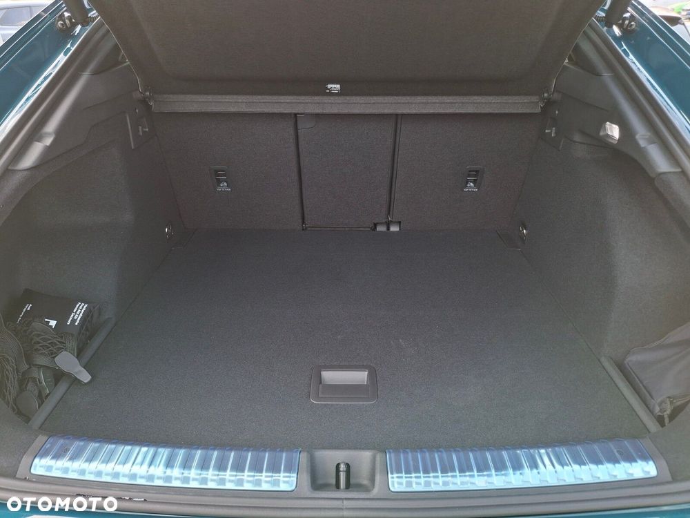 Audi Q3 Sportback - 11