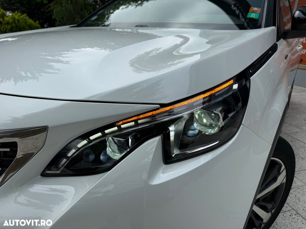 Peugeot 3008 1.2 PureTech Turbo S&S EAT6 GT-Line - 17
