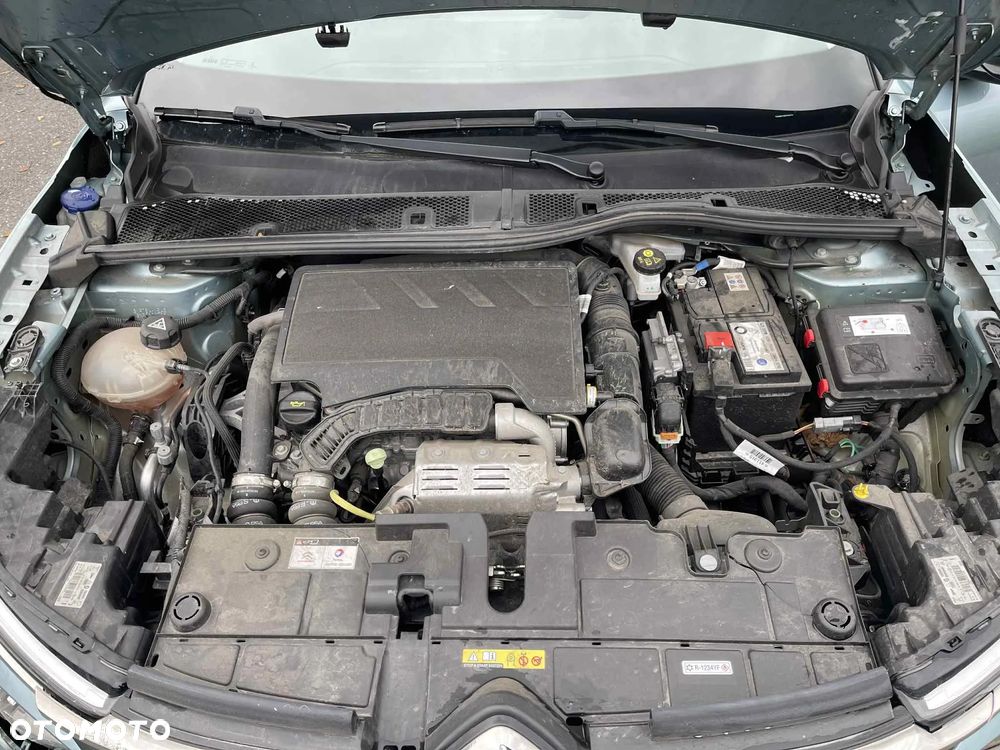 Citroën C4 PureTech 100 Stop&Start LIVE PACK - 17