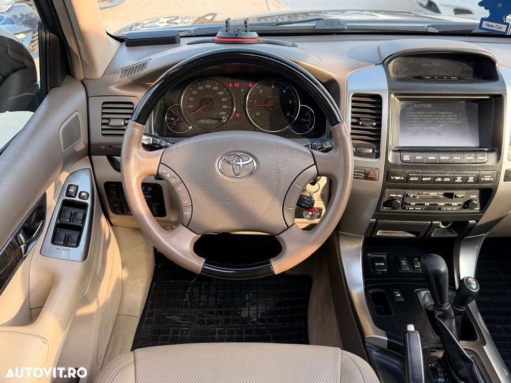 Toyota Land Cruiser - 19