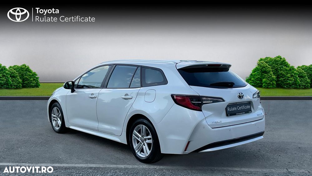 Toyota Corolla 1.8 HSD TS Dynamic - 3