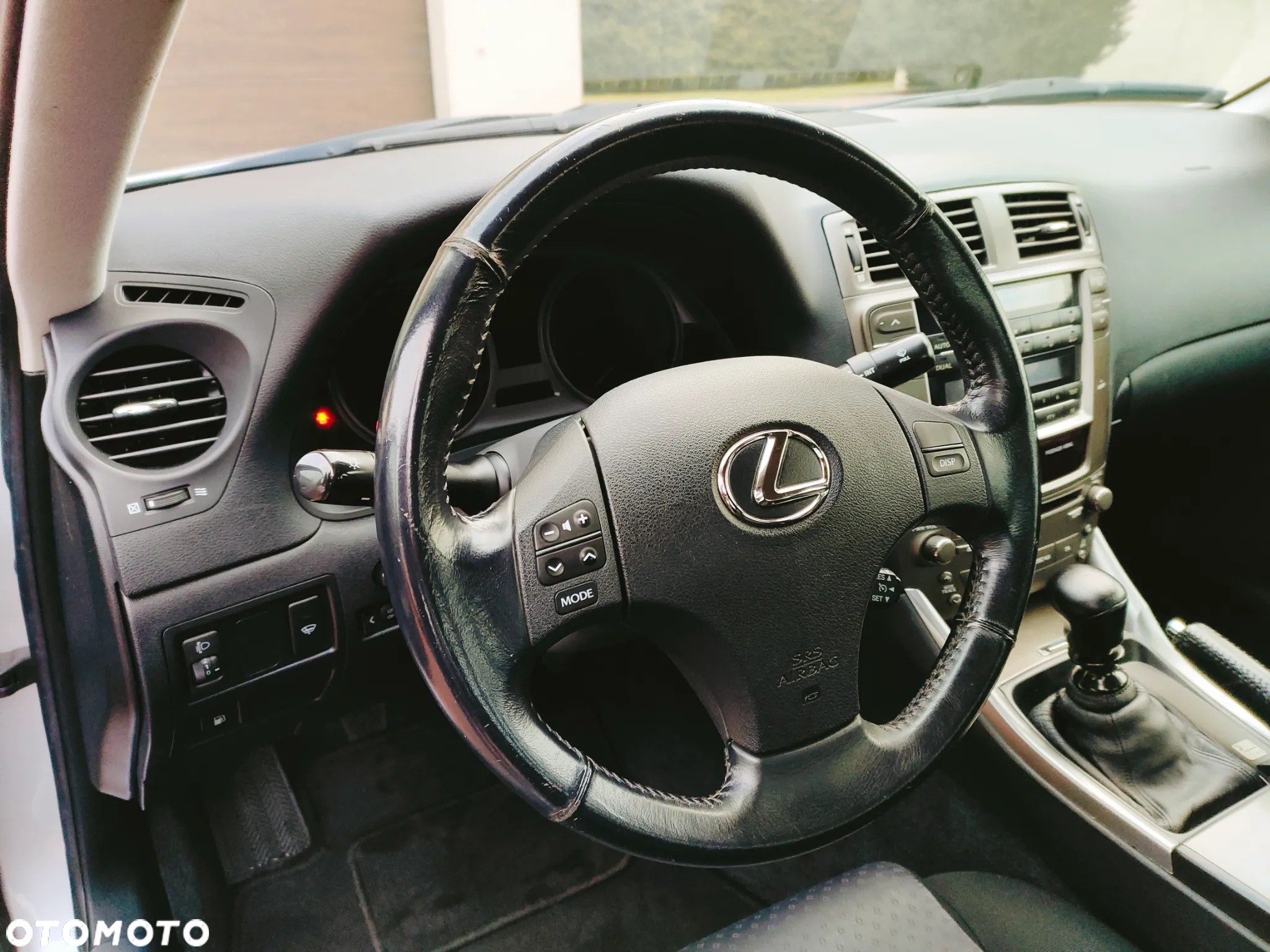Lexus IS 250 Elegance - 12