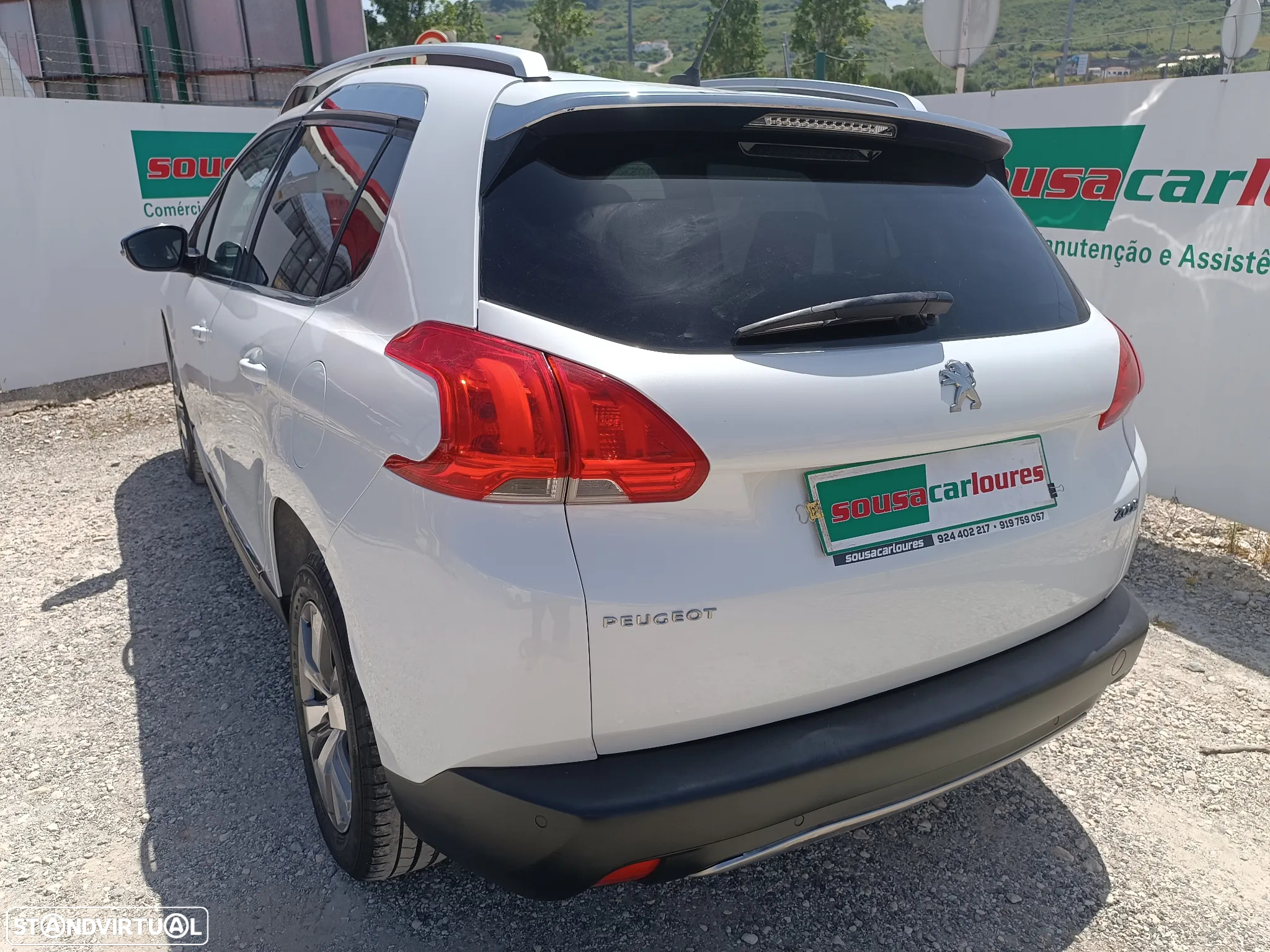 Peugeot 2008 - 14