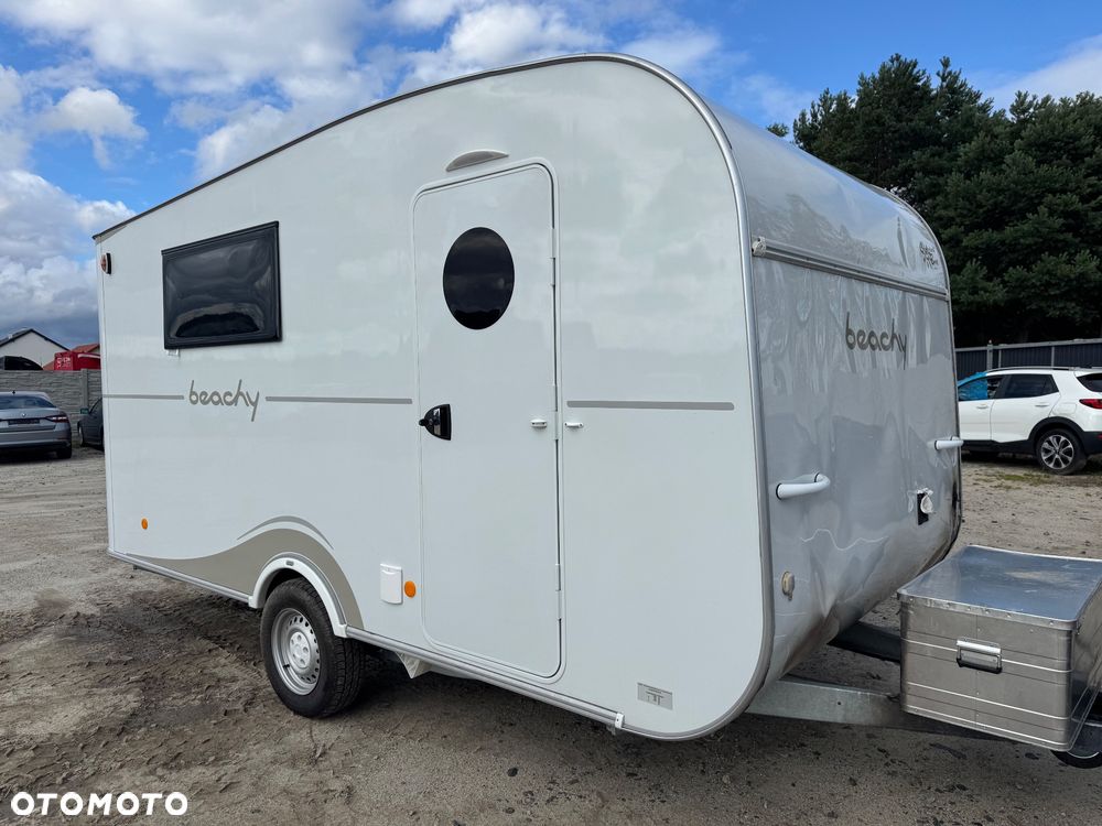 Hobby BEACHY - 8