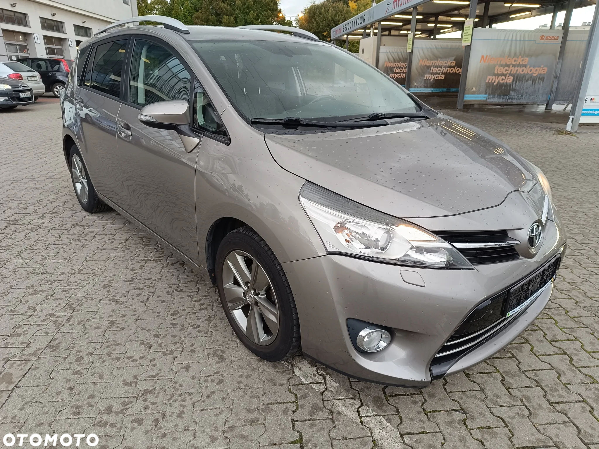 Toyota Verso - 8