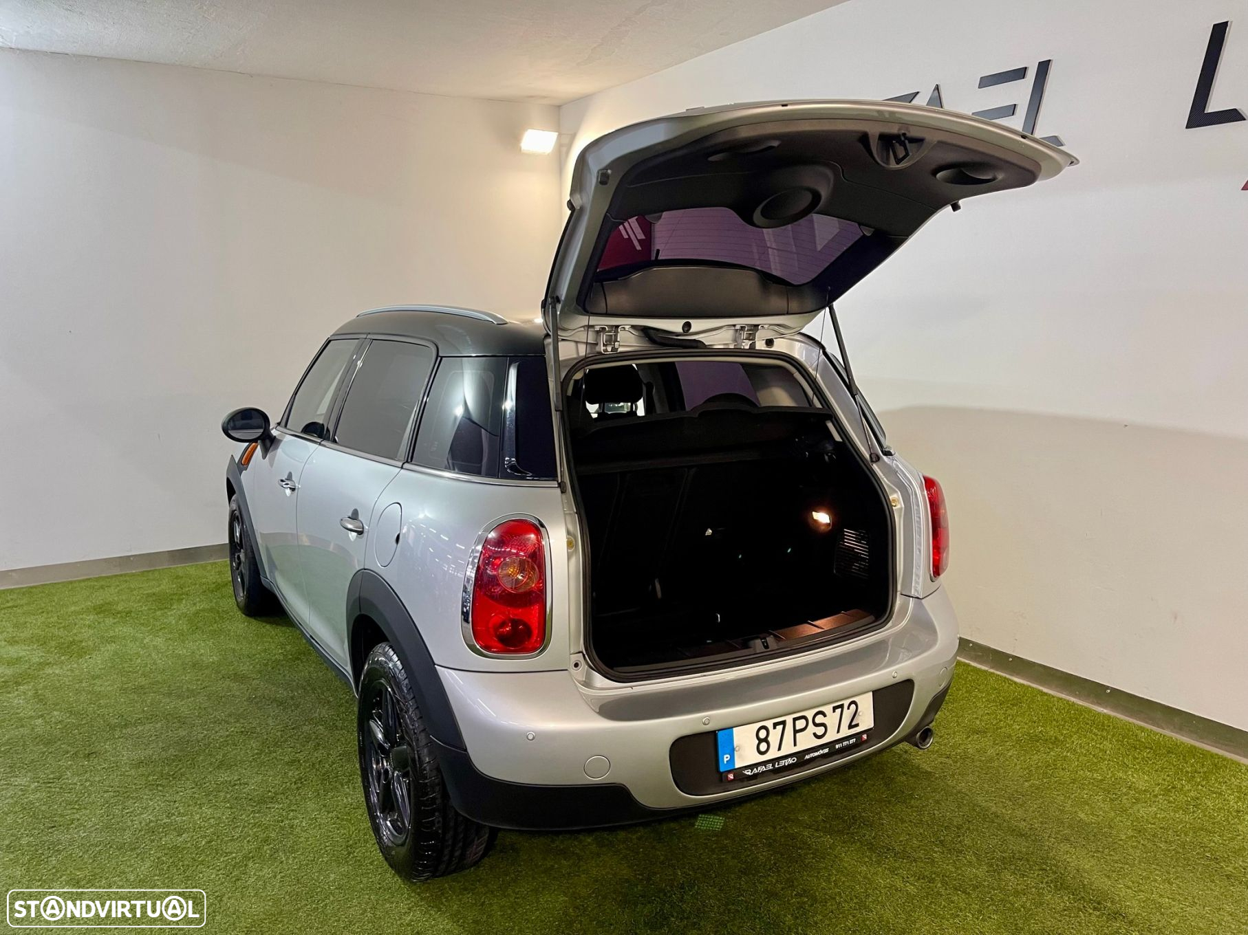 MINI Countryman One D - 22