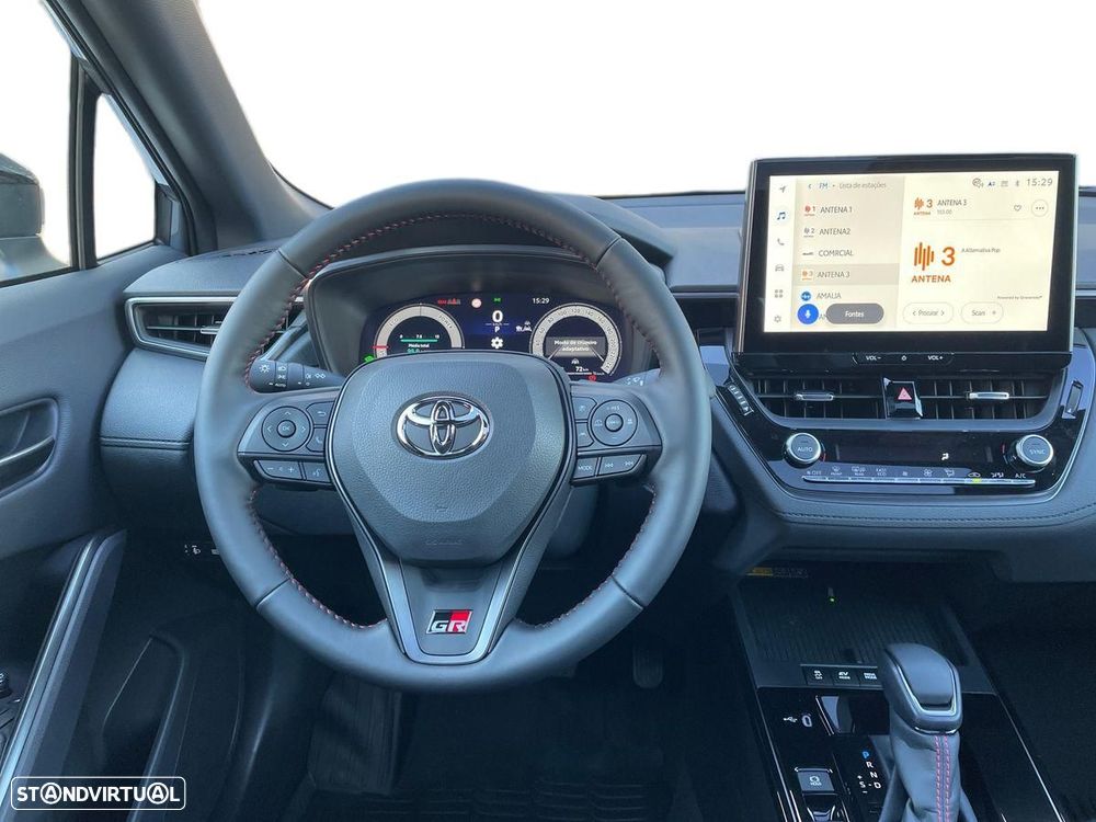 Toyota Corolla Cross - 15