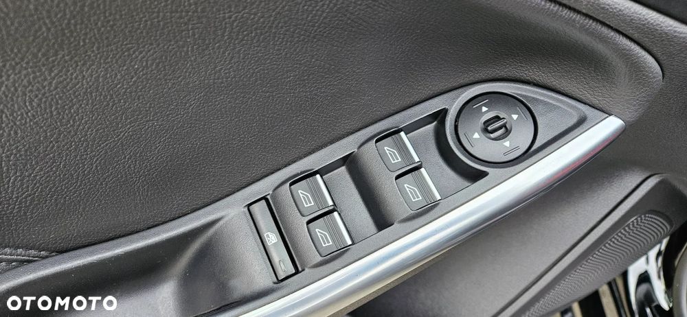 Ford Focus 2.0 TDCi ST-2 - 25