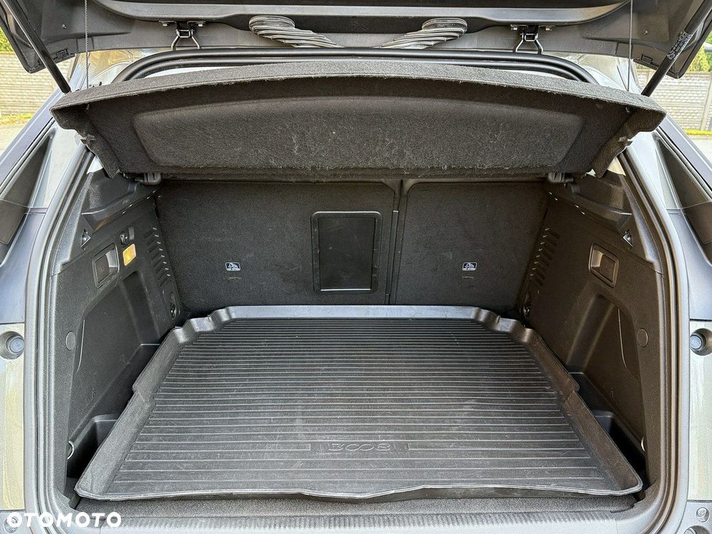 Peugeot 3008 1.5 BlueHDi Allure Pack S&S EAT8 - 12